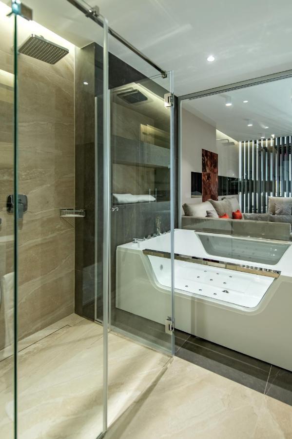 Hotel Zeneva Lux Kragujevac Kültér fotó