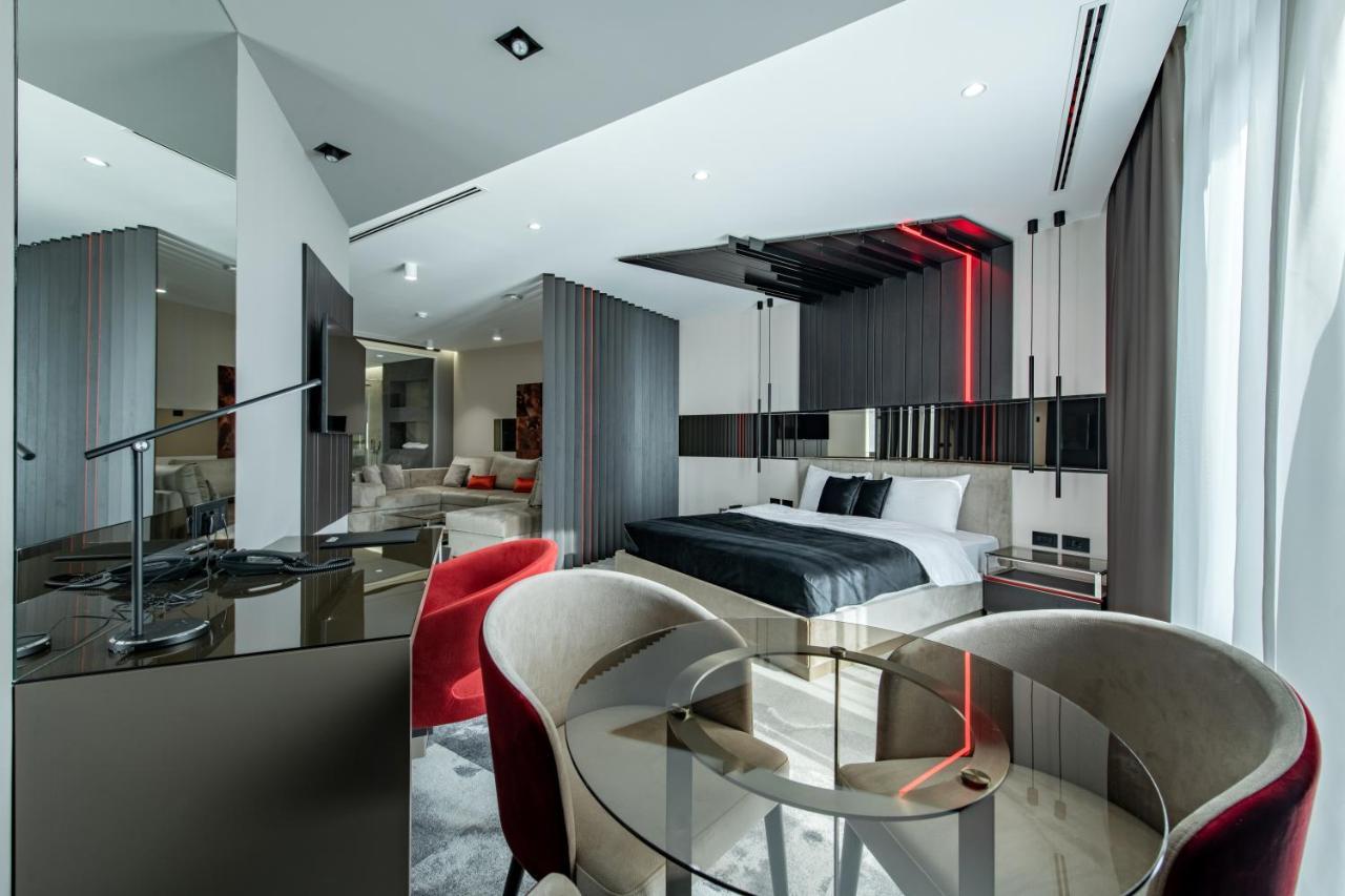 Hotel Zeneva Lux Kragujevac Kültér fotó