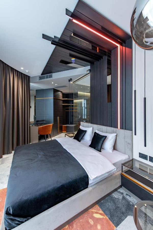 Hotel Zeneva Lux Kragujevac Kültér fotó